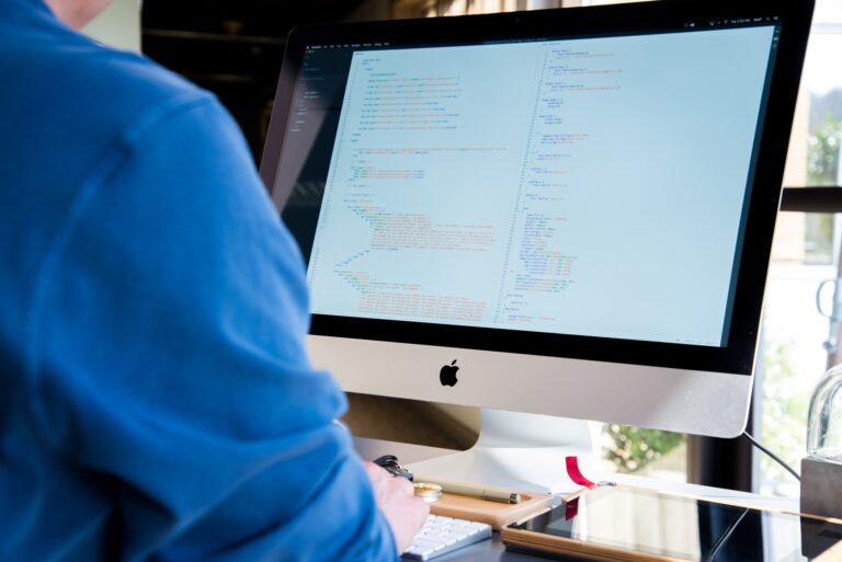 What to Expect When Hiring a Website Designer
